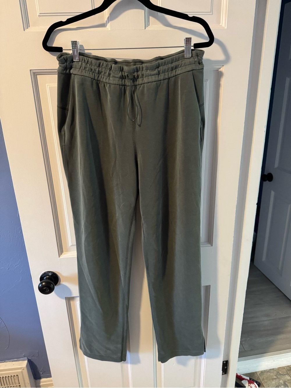 Lululemon sweatpants